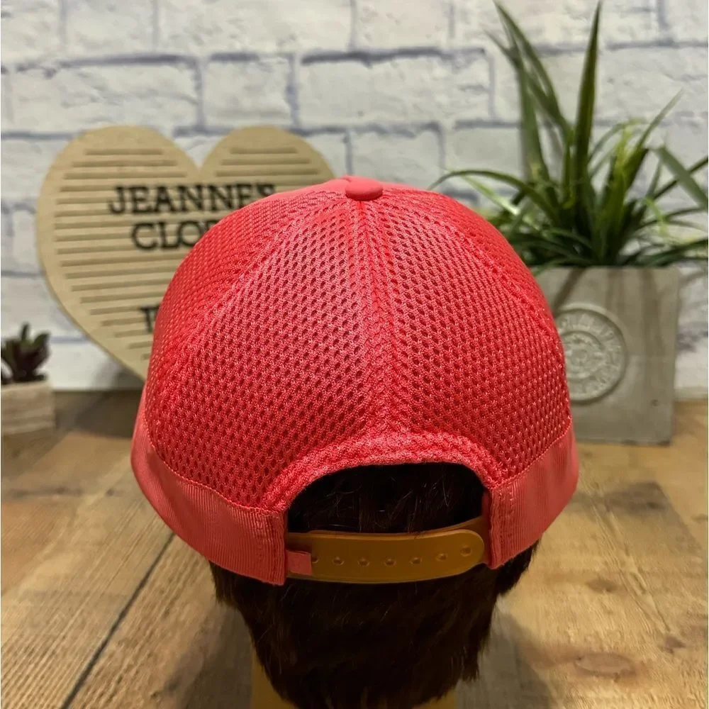 Lululemon Dash and Splash Cap II GLSY Glossy Pink O/S Hat Mesh Adjustable UV
